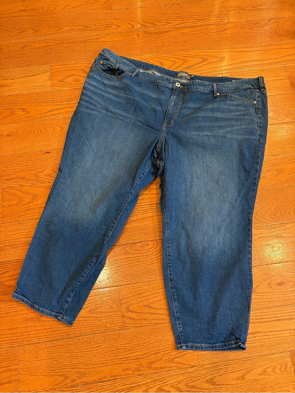 Torrid Medium Wash Cropped Jeans Plus Size 30R Stretch Denim Capri Jeans